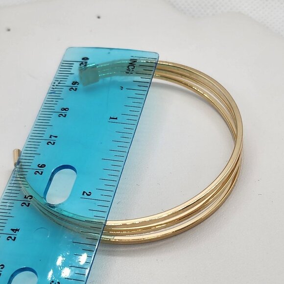 Brand New Brazilian 18k Gold Filled triple Slender Bracelet Look oh-so-elegant - Picture 3 of 4